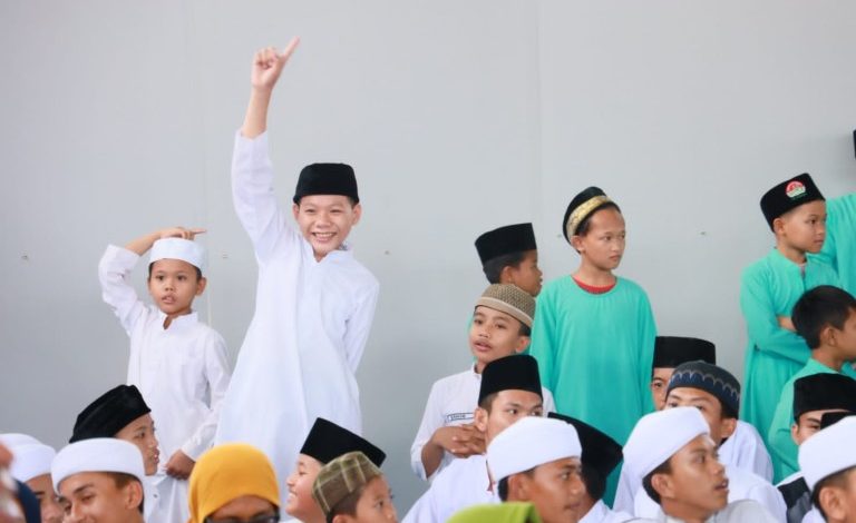 Tebar Kebahagiaan Ramadhan Bersama 1444 Anak Yatim Piatu