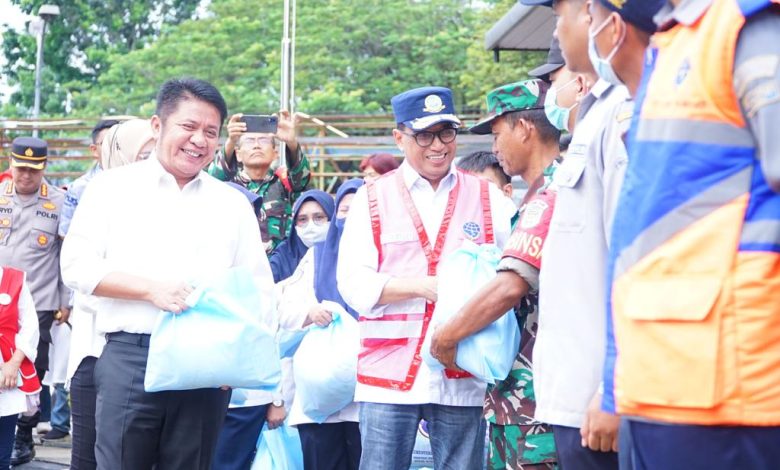 Menhub Budi Respon Usulan Gubernur Sumsel Tambah Angkutan Terintegrasi Bagi Mahasiswa Unsri