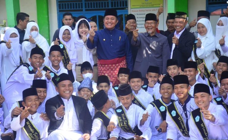 Ponpes Thawalib Sriwijaya Wisuda 87 Santri/santriwati Penghafal Qur’an