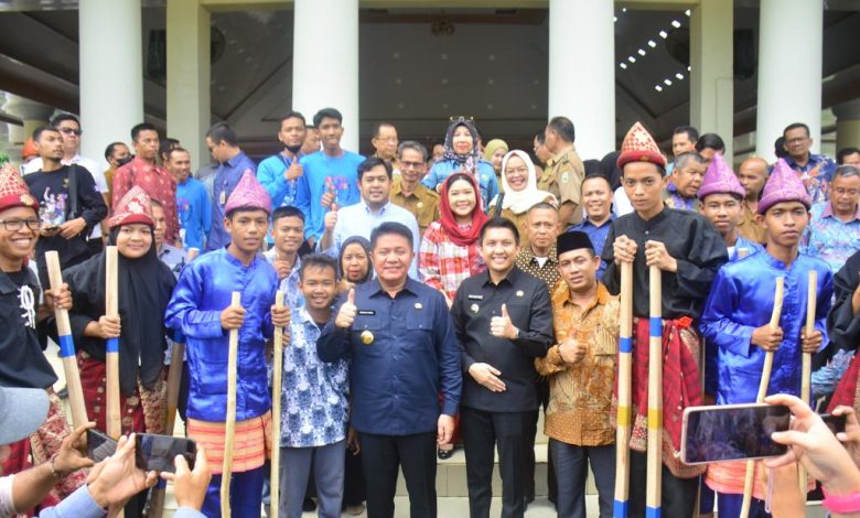 Buka FLS2N SMK se Sumsel, Herman Deru Tantang Para Siswa SMK Ciptakan Inovasi-Inovasi Baru