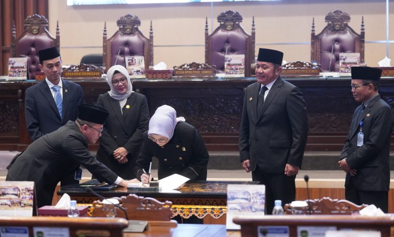 DPRD Provinsi Sumsel dan Gubernur Sepakati KUA dan PPAS APBD TA 2024