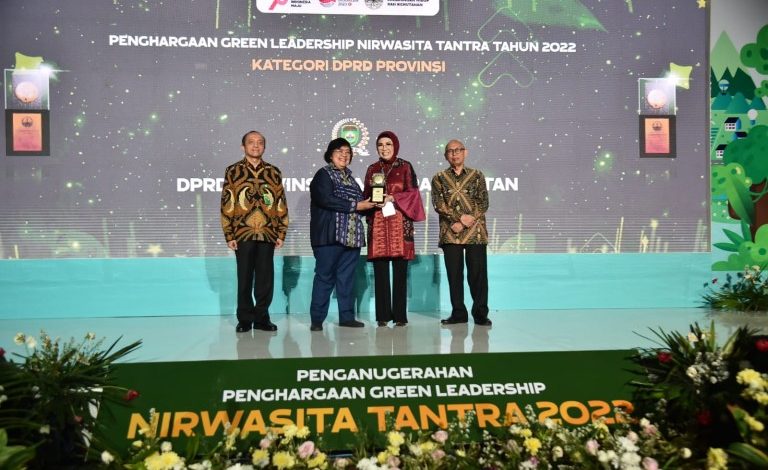 DPRD Sumsel Terima Penghargaan Nirwasita Tantra 2022