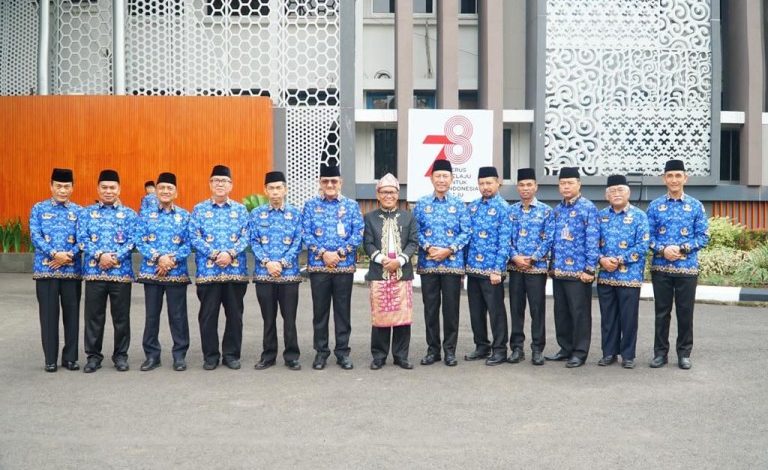 Maknai Hari Kemerdekaan RI, Sekda Supriono Ajak ASN Tingkatkan Semangat Pengabdian Pada Masyarakat