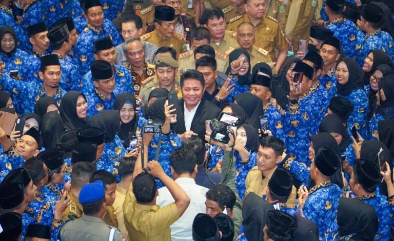 Herman Deru Ambil Sumpah dan Lantik 3508 PPPK Jabatan Fungsional Guru Se-Sumsel