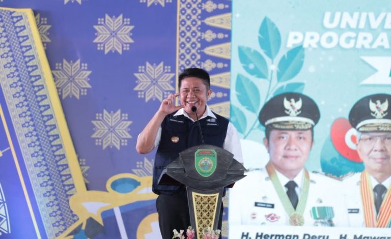 Program BERKAT Resmi Dilaunching Herman Deru, Warga Sumsel Berobat Cukup  Gunakan KTP