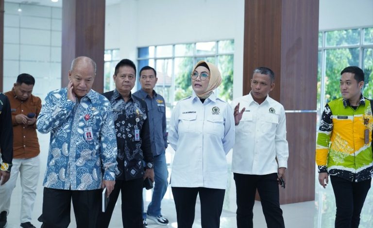 Ketua DPRD dan Anggota DPRD Sumatera Selatan Tinjau Rencana APBD 2023 di Kota Lubuk Linggau