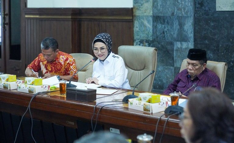 Kunjungan Ketua DPRD Sumatera Selatan ke DPRD DIY: Membahas Pengawasan Mineral Galian C